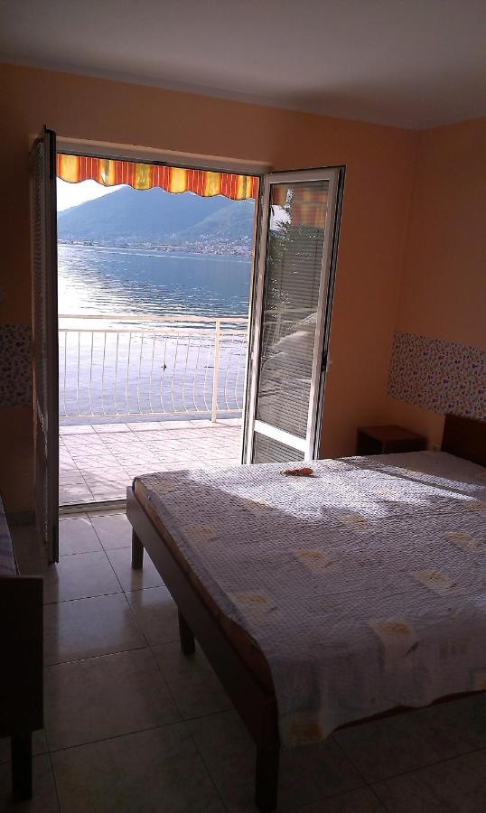 Apartments Olga ティヴァト エクステリア 写真
